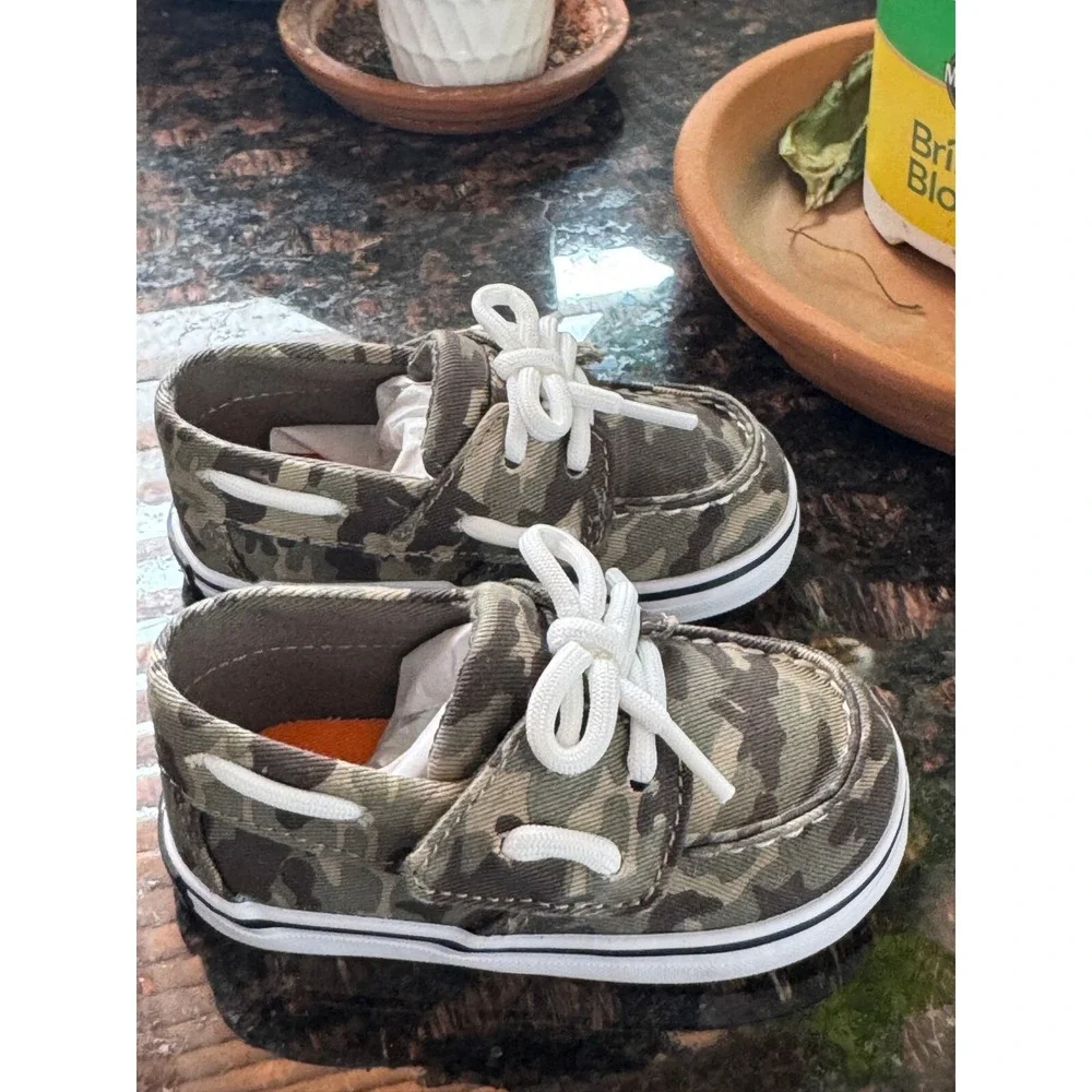 Sperry Boys Intrepid Camo Lace Up Low Top Crib Shoes Infant Toddler Size 3 NEW